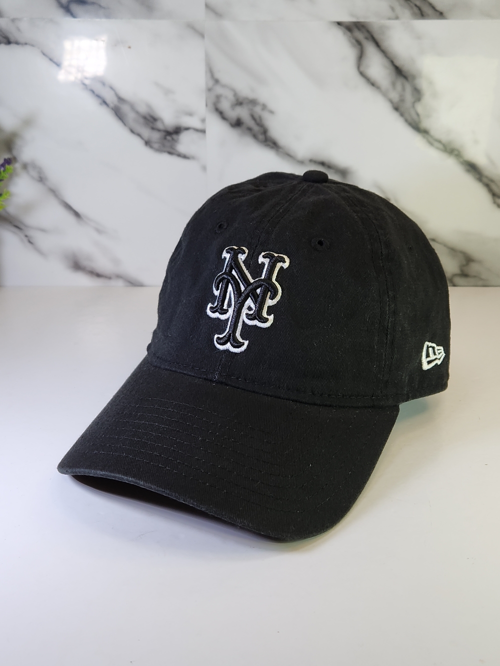 NY New York Mets New Era Black Baseball Cap. Adjutable Unisex